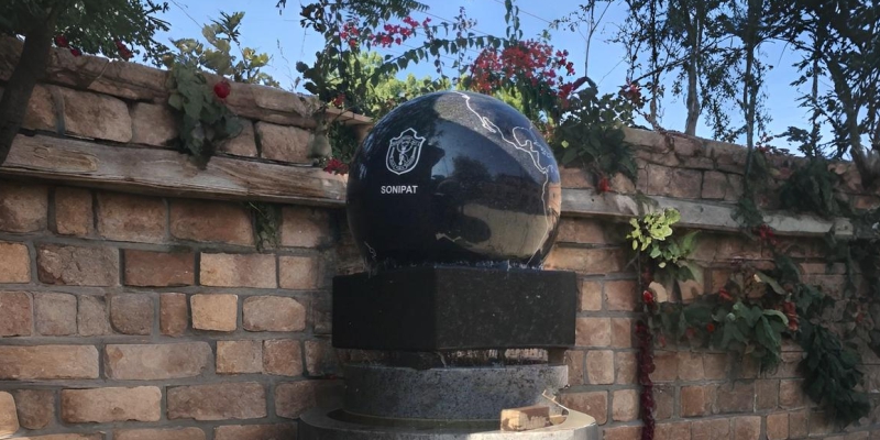 The Art of Stone Crafting: From Raw Rock to Masterpiece